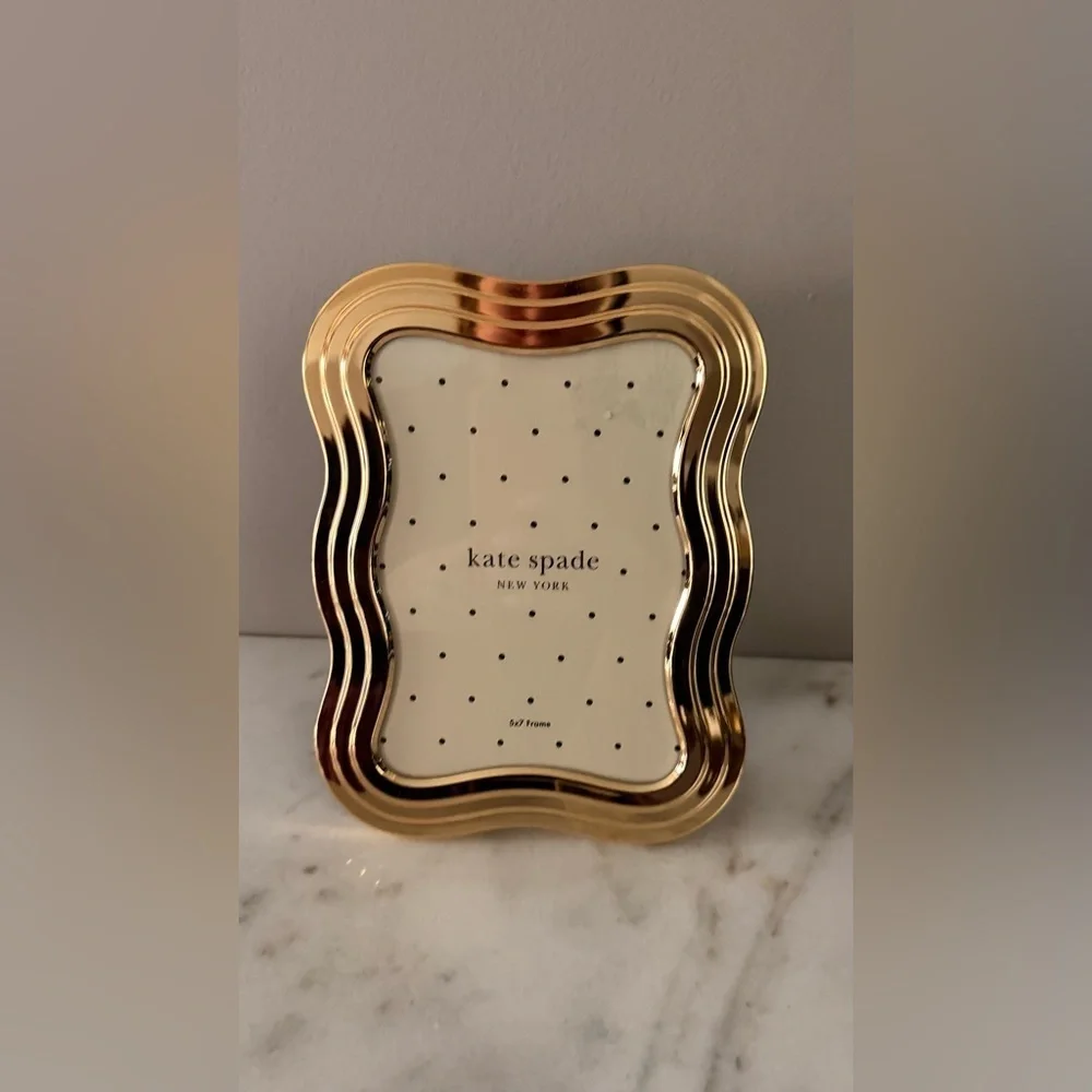 kate spade Wavy Gold Picture Frame 5”x7” photo